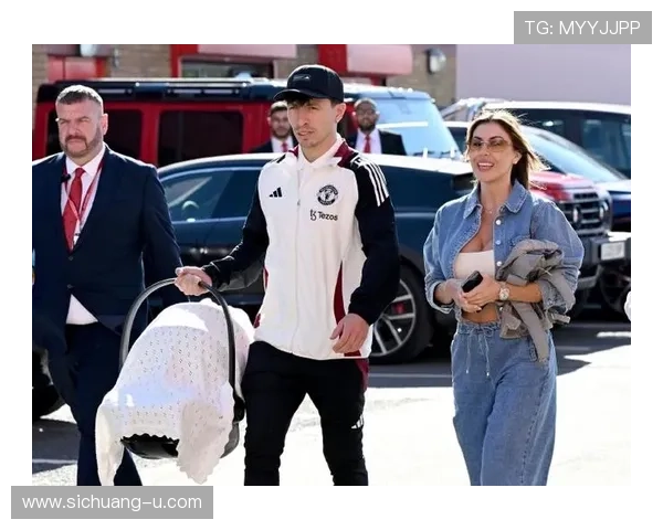 利桑德罗重返一线队训练预计十月底前恢复比赛状态 利桑德罗重返一线队训练预计十月底前恢复比赛状态